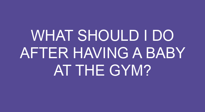 What is a fitness circuit and give 6 examples of fitness activities?
