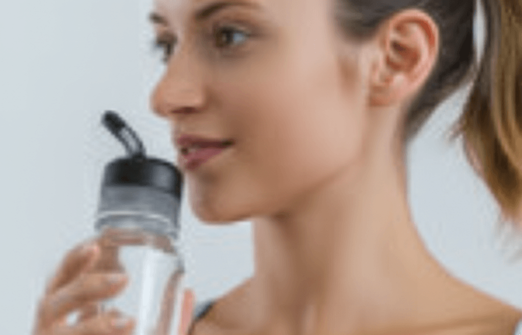 How to Keep Up with Your Fitness Goals on Holiday: Expert Shares 10 Simple Travel-Friendly Exercises